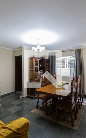 Casa à venda com 165m², 3 quartos e 3 vagas Casa à venda com 165m², 3 quartos e 3 vagasSala de Jantar