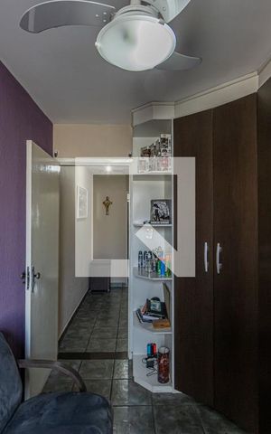 Casa à venda com 165m², 3 quartos e 3 vagas Casa à venda com 165m², 3 quartos e 3 vagasQuarto 1