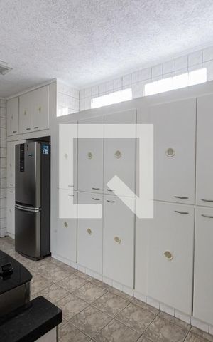 Casa à venda com 165m², 3 quartos e 3 vagas Casa à venda com 165m², 3 quartos e 3 vagasCozinha
