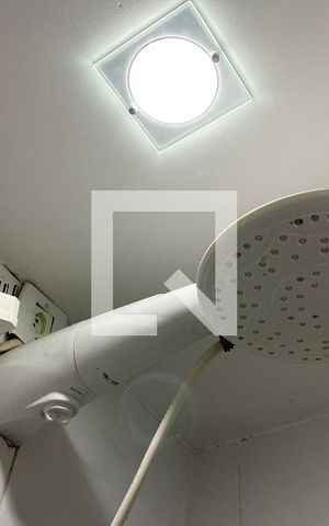 Apartamento à venda com 55m², 2 quartos e 1 vaga Apartamento à venda com 55m², 2 quartos e 1 vagaBanheiro