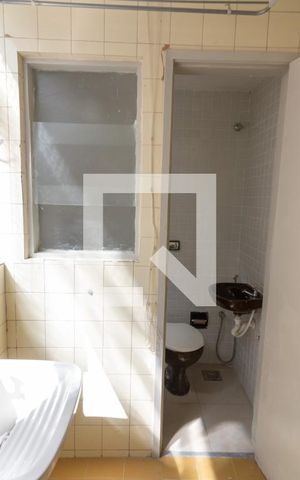 Apartamento à venda com 82m², 2 quartos e 1 vaga Apartamento à venda com 82m², 2 quartos e 1 vagaÁrea de Serviço