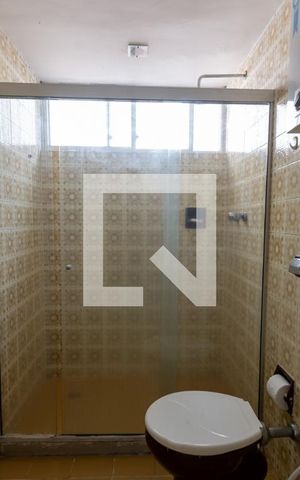 Apartamento à venda com 82m², 2 quartos e 1 vaga Apartamento à venda com 82m², 2 quartos e 1 vagaBanheiro da Suíte