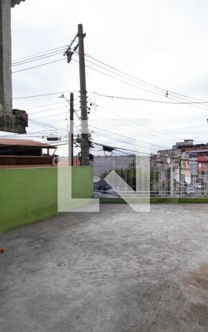 Casa à venda com 90m², 3 quartos e 2 vagas Casa à venda com 90m², 3 quartos e 2 vagasQuintal (Casa 2)