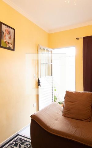 Casa à venda com 90m², 3 quartos e 2 vagas Casa à venda com 90m², 3 quartos e 2 vagasSala (Casa 1)