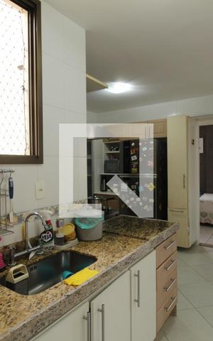 Apartamento à venda com 270m², 3 quartos e 2 vagasCozinha