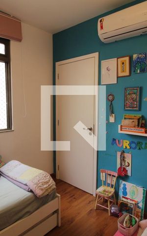 Apartamento à venda com 270m², 3 quartos e 2 vagasQuarto