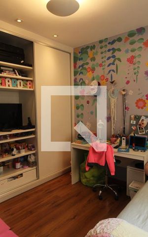 Apartamento à venda com 270m², 3 quartos e 2 vagasQuarto