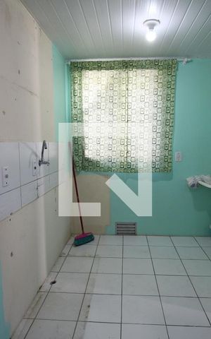 Apartamento à venda com 47m², 2 quartos e sem vagaCozinha e Área de Serviço