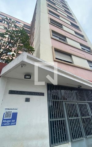 Apartamento à venda com 46m², 1 quarto e sem vaga Apartamento à venda com 46m², 1 quarto e sem vagaFachada