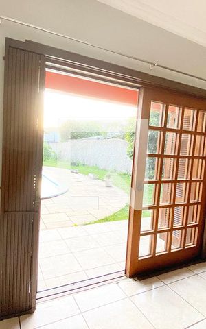 Casa à venda com 411m², 4 quartos e 3 vagasSala 2