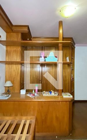 Casa à venda com 411m², 4 quartos e 3 vagasSuíte 5