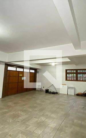 Casa à venda com 411m², 4 quartos e 3 vagasGaragem