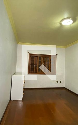 Casa à venda com 411m², 4 quartos e 3 vagasSuíte 1
