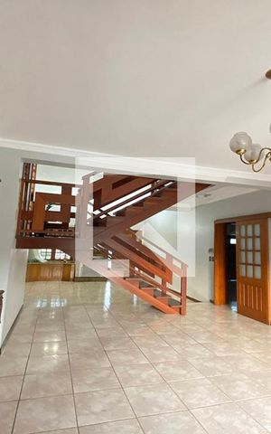 Casa à venda com 411m², 4 quartos e 3 vagasSala 2