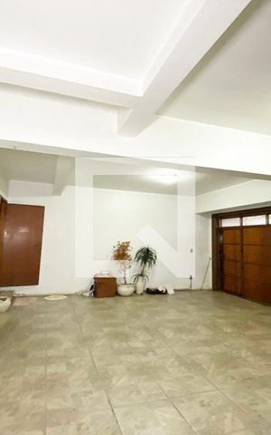 Casa à venda com 411m², 4 quartos e 3 vagasGaragem