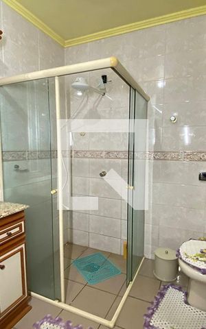 Casa à venda com 411m², 4 quartos e 3 vagasBanheiro da Suíte 3