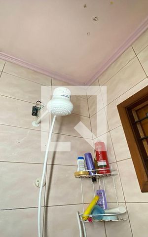 Casa à venda com 411m², 4 quartos e 3 vagasBanheiro da Suíte 5