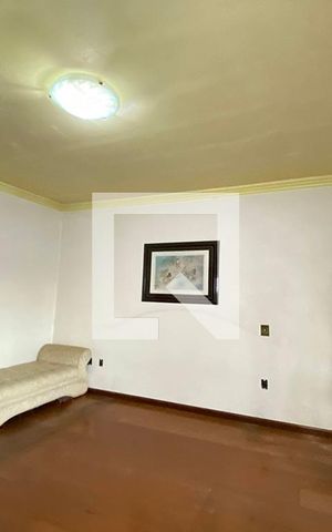 Casa à venda com 411m², 4 quartos e 3 vagasSuíte 3