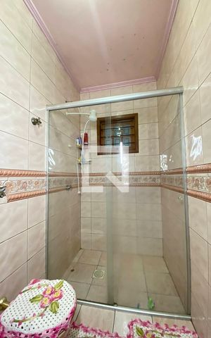 Casa à venda com 411m², 4 quartos e 3 vagasBanheiro da Suíte 5