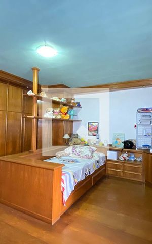 Casa à venda com 411m², 4 quartos e 3 vagasSuíte 4