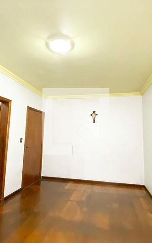 Casa à venda com 411m², 4 quartos e 3 vagasSuíte 1