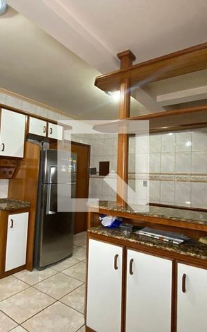 Casa à venda com 411m², 4 quartos e 3 vagasCozinha