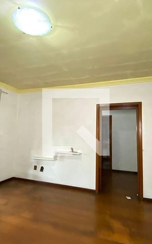 Casa à venda com 411m², 4 quartos e 3 vagasSuíte 3