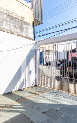 Casa à venda com 91m², 3 quartos e 1 vaga Casa à venda com 91m², 3 quartos e 1 vagaGaragem