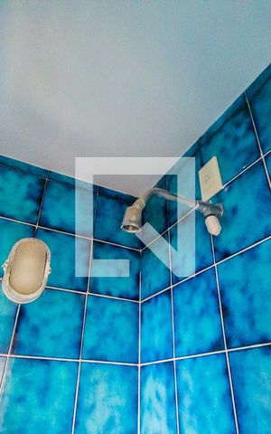 Apartamento à venda com 273m², 4 quartos e 3 vagas Apartamento à venda com 273m², 4 quartos e 3 vagasChuveiro
