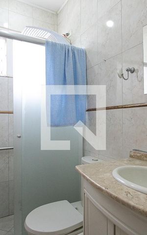 Casa à venda com 270m², 2 quartos e 3 vagas Casa à venda com 270m², 2 quartos e 3 vagasBanheiro 2