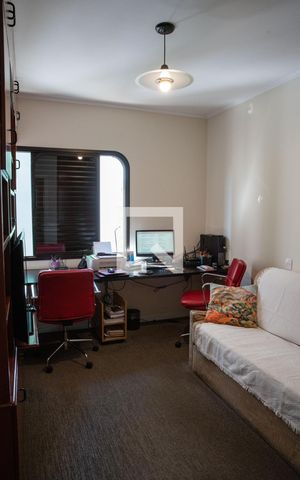 Apartamento à venda com 187m², 4 quartos e 2 vagasQuarto 2
