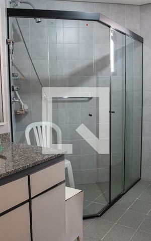 Apartamento à venda com 187m², 4 quartos e 2 vagasBanheiro 