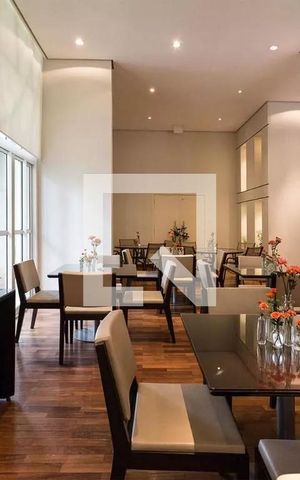 Apartamento à venda com 105m², 3 quartos e 2 vagas Apartamento à venda com 105m², 3 quartos e 2 vagasÁrea comum - Salão de festas