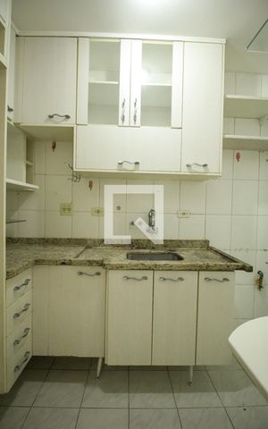 Apartamento à venda com 67m², 3 quartos e 1 vaga Apartamento à venda com 67m², 3 quartos e 1 vagaCozinha