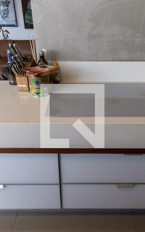 Apartamento à venda com 150m², 2 quartos e 2 vagas Apartamento à venda com 150m², 2 quartos e 2 vagasCozinha