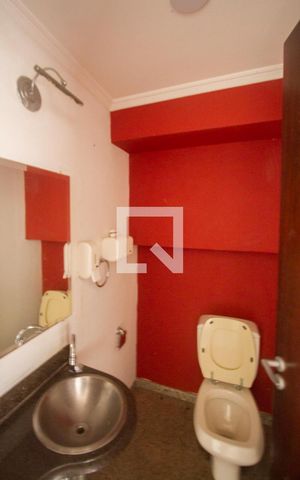 Casa à venda com 260m², 3 quartos e 4 vagasLavabo