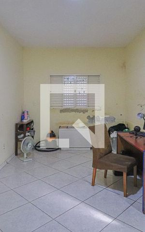 Casa à venda com 450m², 4 quartos e 3 vagasCasa 2 - Quarto 1