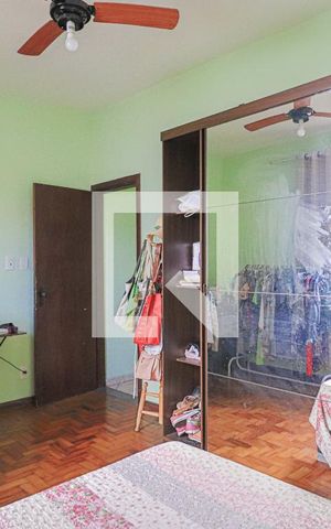 Casa à venda com 450m², 4 quartos e 3 vagasCasa 1 - Quarto 2
