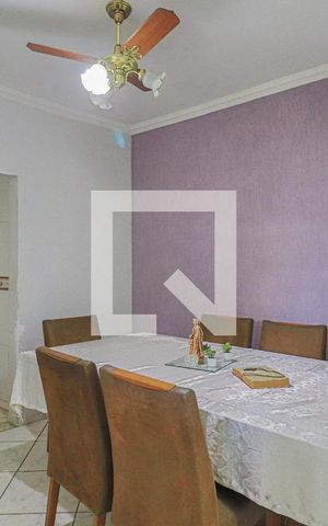 Casa à venda com 450m², 4 quartos e 3 vagasCasa 2 - Copa