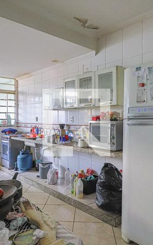 Casa à venda com 450m², 4 quartos e 3 vagasCasa 2 - Cozinha