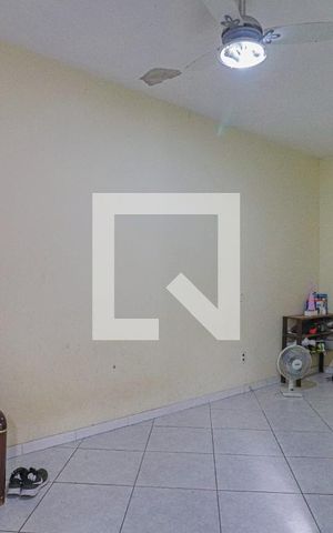 Casa à venda com 450m², 4 quartos e 3 vagasCasa 2 - Quarto 1