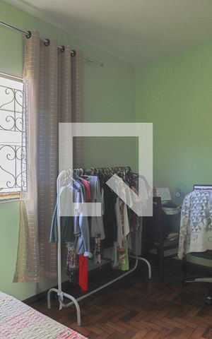 Casa à venda com 450m², 4 quartos e 3 vagasCasa 1 - Quarto 2