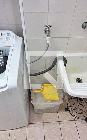 Apartamento para alugar com 65m², 2 quartos e 1 vagaÁrea de Serviço