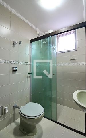 Apartamento para alugar com 65m², 2 quartos e 1 vagaBanheiro Social