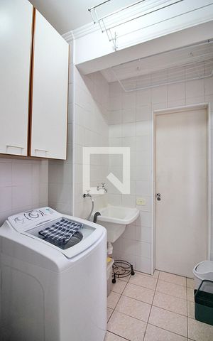 Apartamento para alugar com 65m², 2 quartos e 1 vagaÁrea de Serviço