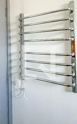 Apartamento para alugar com 100m², 3 quartos e 1 vaga Apartamento para alugar com 100m², 3 quartos e 1 vagaBanheiro da Suíte