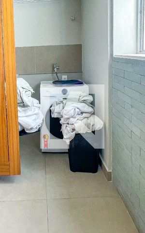Apartamento para alugar com 100m², 3 quartos e 1 vaga Apartamento para alugar com 100m², 3 quartos e 1 vagaLavanderia