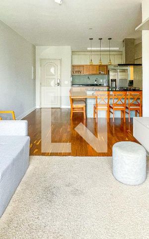 Apartamento para alugar com 100m², 3 quartos e 1 vaga Apartamento para alugar com 100m², 3 quartos e 1 vagaSala