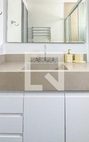 Apartamento para alugar com 100m², 3 quartos e 1 vaga Apartamento para alugar com 100m², 3 quartos e 1 vagaBanheiro