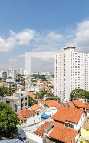 Casa à venda com 279m², 2 quartos e 2 vagas Casa à venda com 279m², 2 quartos e 2 vagasVista